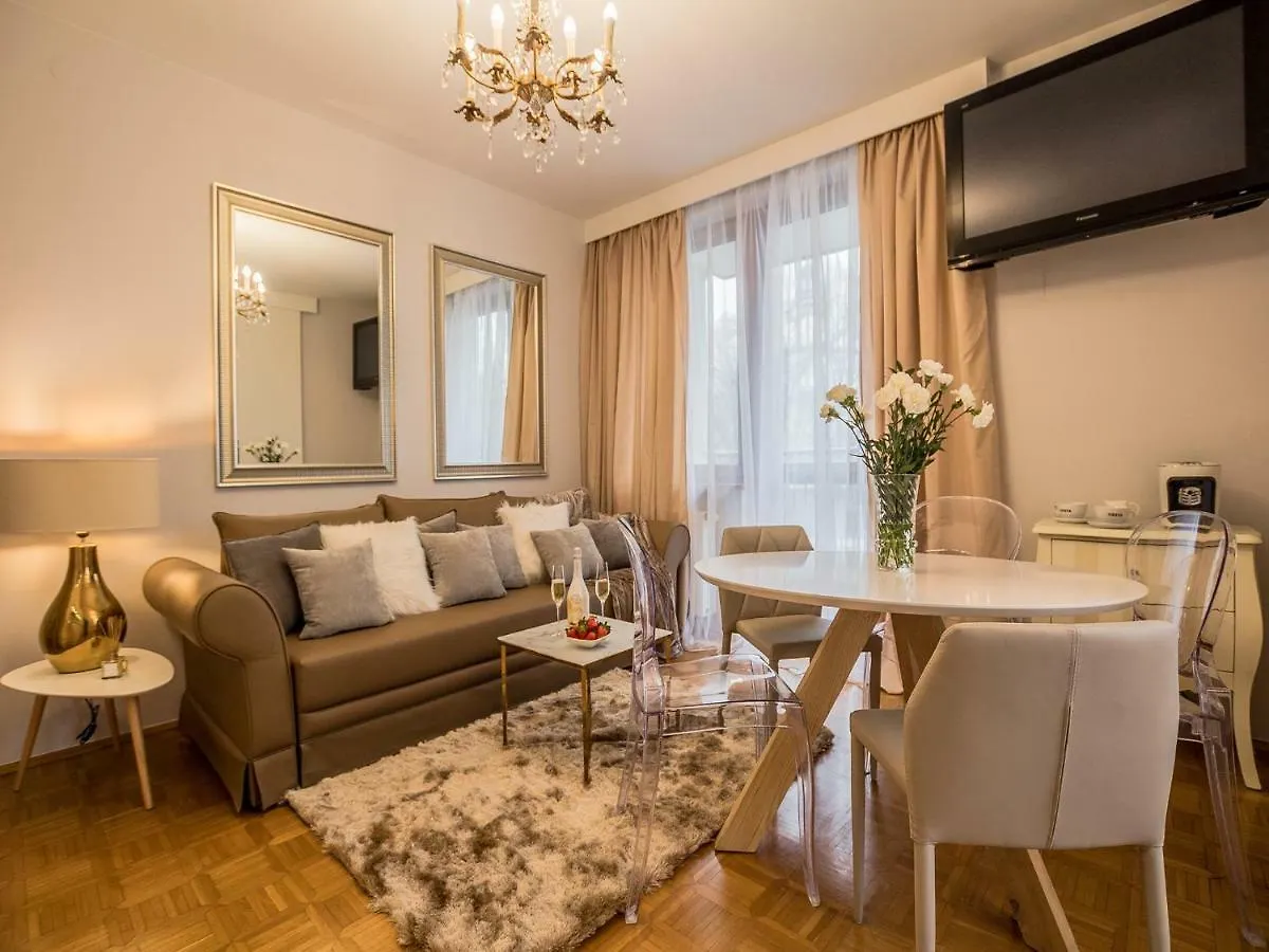 Apartment Skawinska A4You Krakau Polen