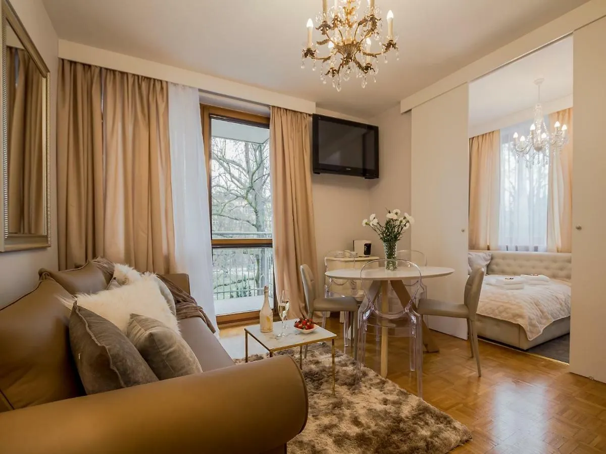 Apartment Skawinska A4You كراكوفيا